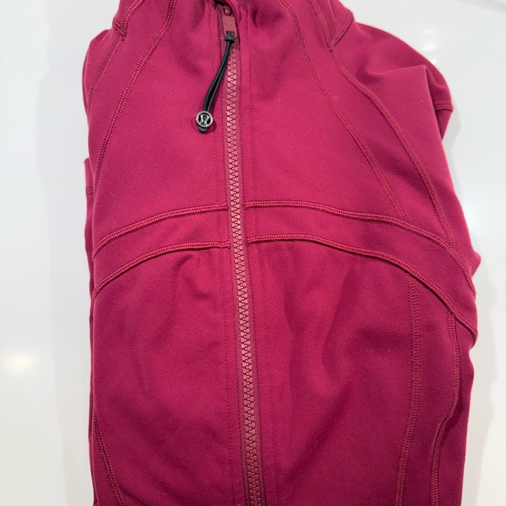 Size 2 Lululemon Define Jacket perfect condition
